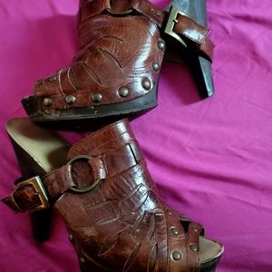 Jessica Simpson shoes